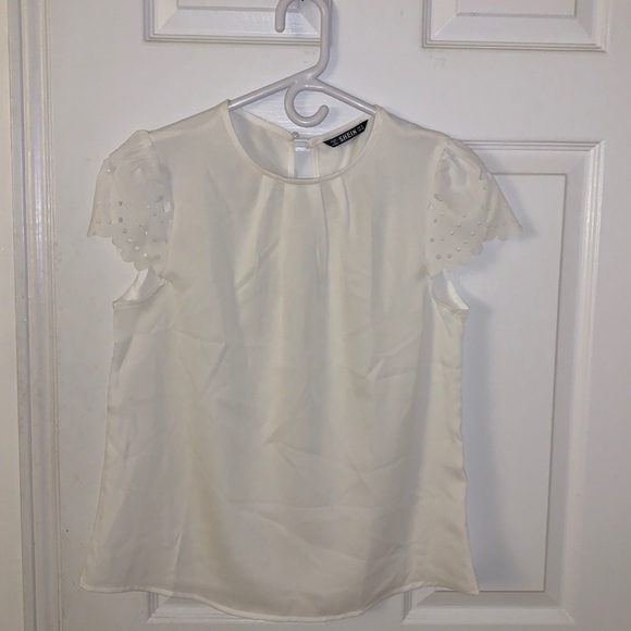 Laser cut sleeve T-shirts - Picture 1 of 2